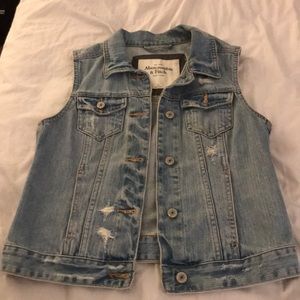 Abercrombie and Fitch Jean vest